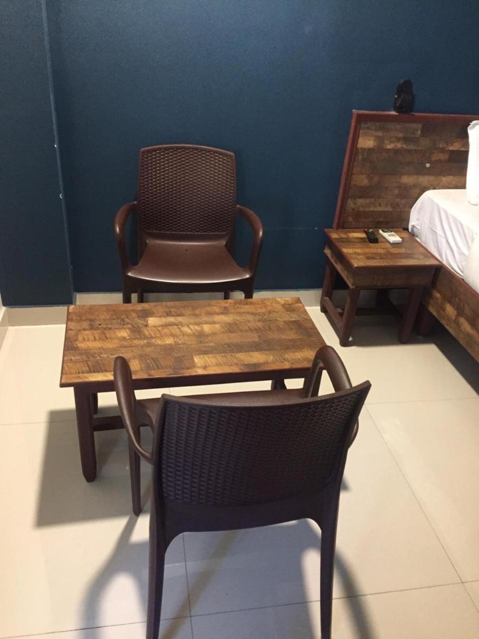 Mirage Residency Hotel Kochi ภายนอก รูปภาพ